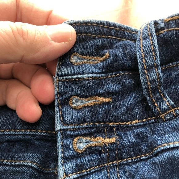 Ardene Blue Jean Shorts with Rolled Hem, size 5 zipper with three buttons - Picture 3 of 9